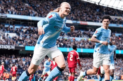 疯狂4-0！曼城制造惨案，强势晋级，利物浦溃败，萨拉赫罚丢点球