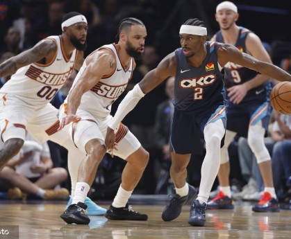 亚历山大37+9霍姆格伦19+8杰威19分 雷霆胜太阳总分2-0