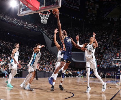 小卡狂轰31分文班19分 美国条纹队淘汰世界队